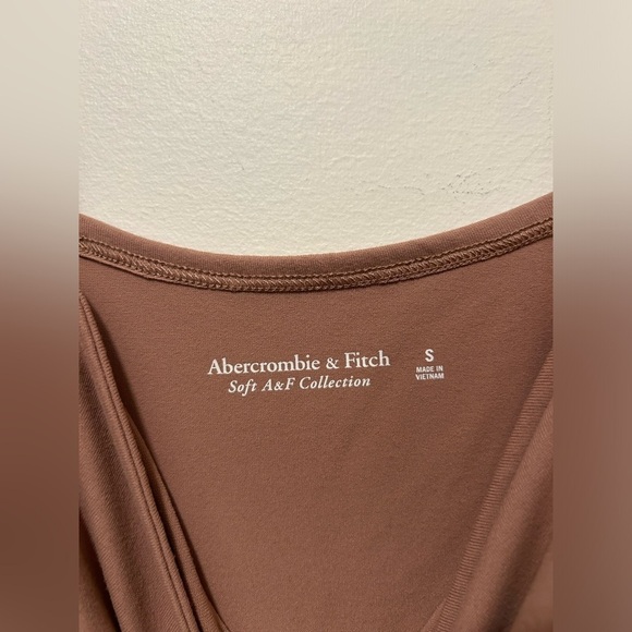 abercrombie and fitch small tan body suit! - Picture 3 of 3